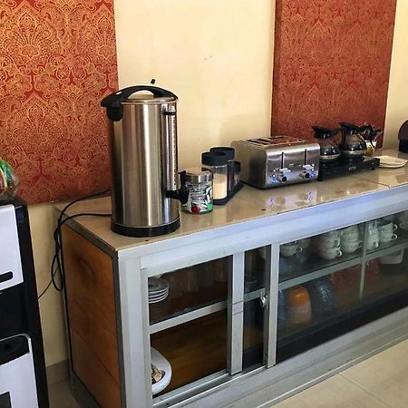 Hotel Manggasa マカレ エクステリア 写真