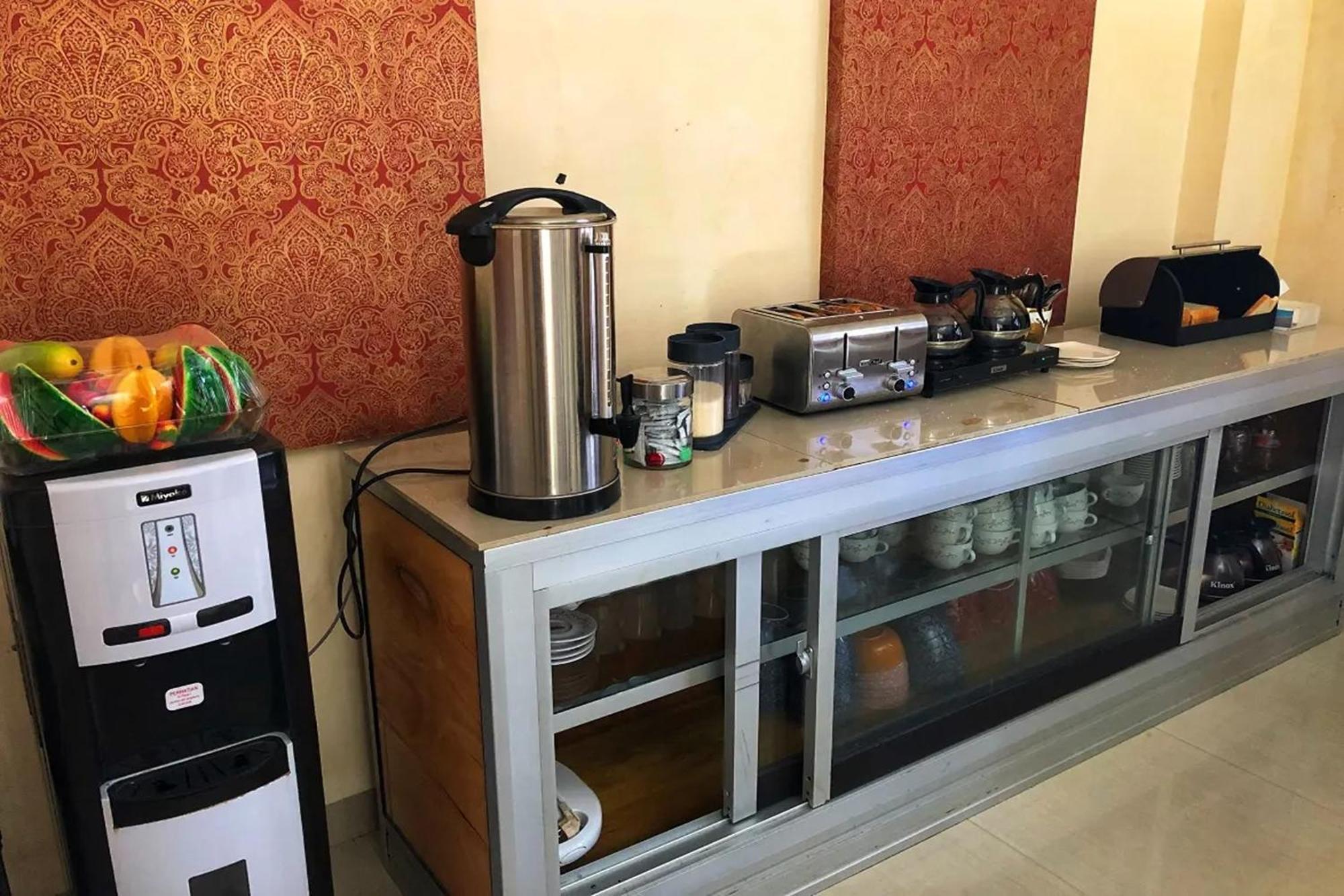 Hotel Manggasa マカレ エクステリア 写真