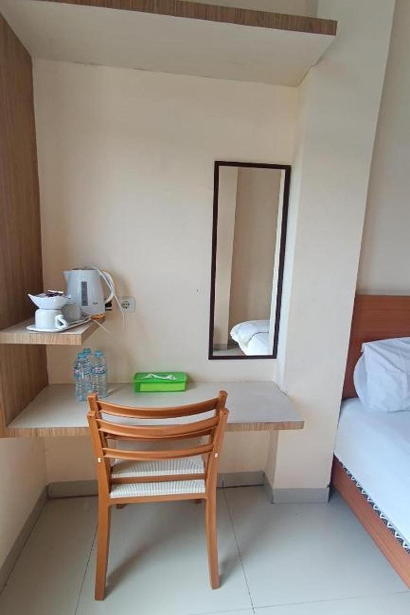 Hotel Manggasa マカレ エクステリア 写真